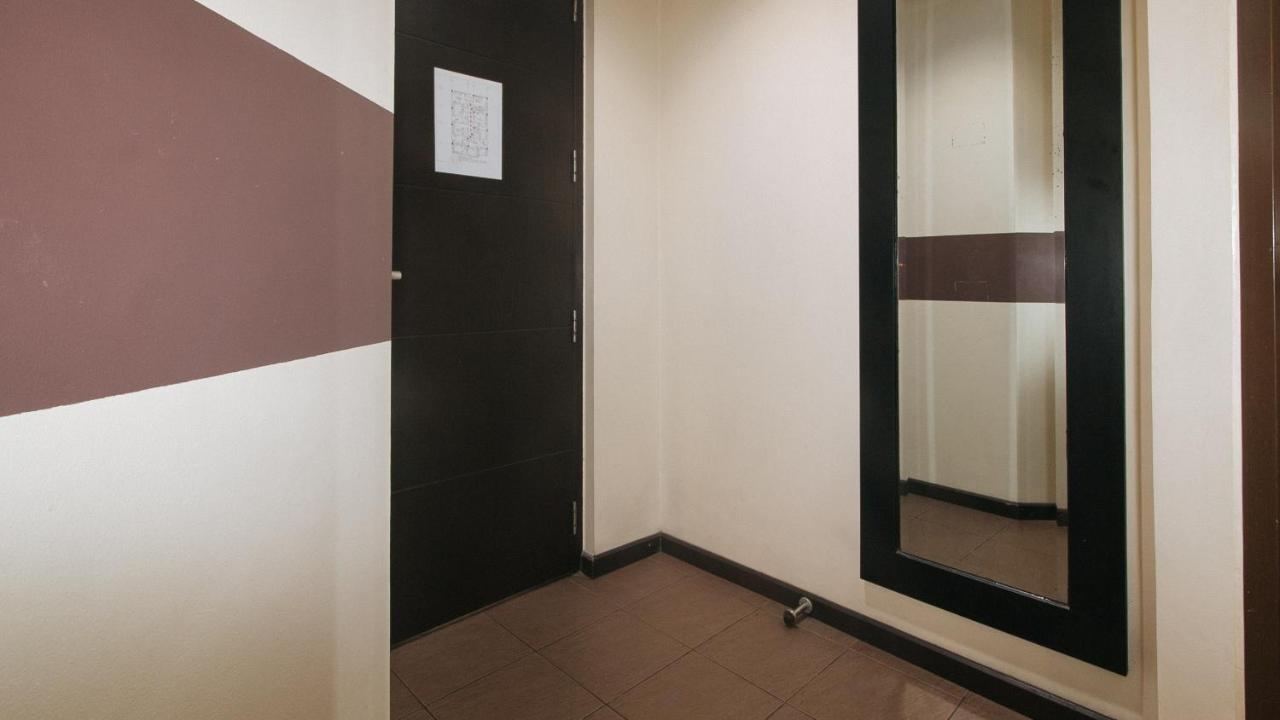 Lorenzzo Suites Hotel Макати Экстерьер фото